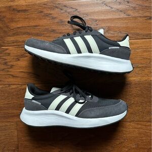 Adidas Run 70s Sneaker